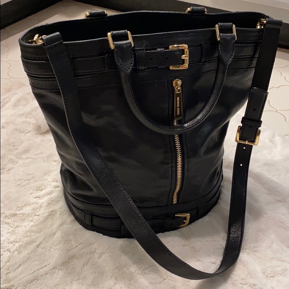 Michael Kors Kingsbeary Leather Tote - Picture 1 of 6